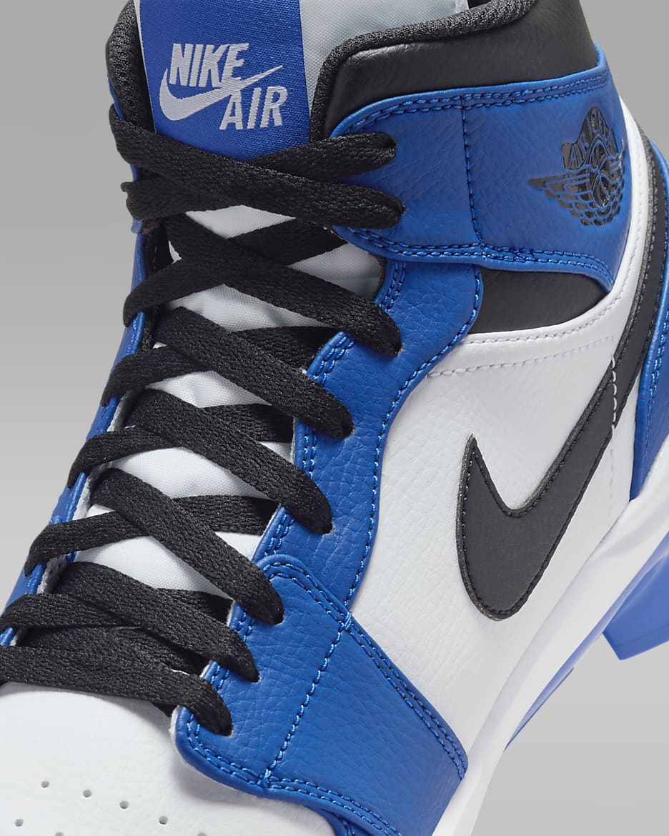 Jordan 1 retro blanco con azul store